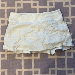 Liluleom skirt. Size 6